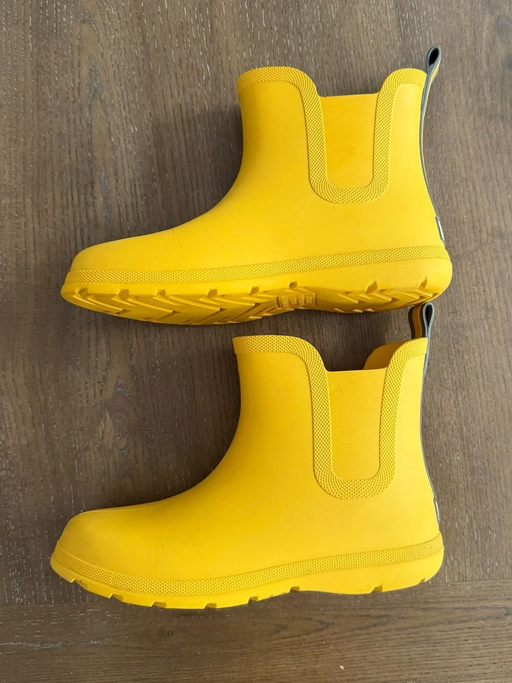Totes Cirrus Yellow Kids Chelsea Rain Boot